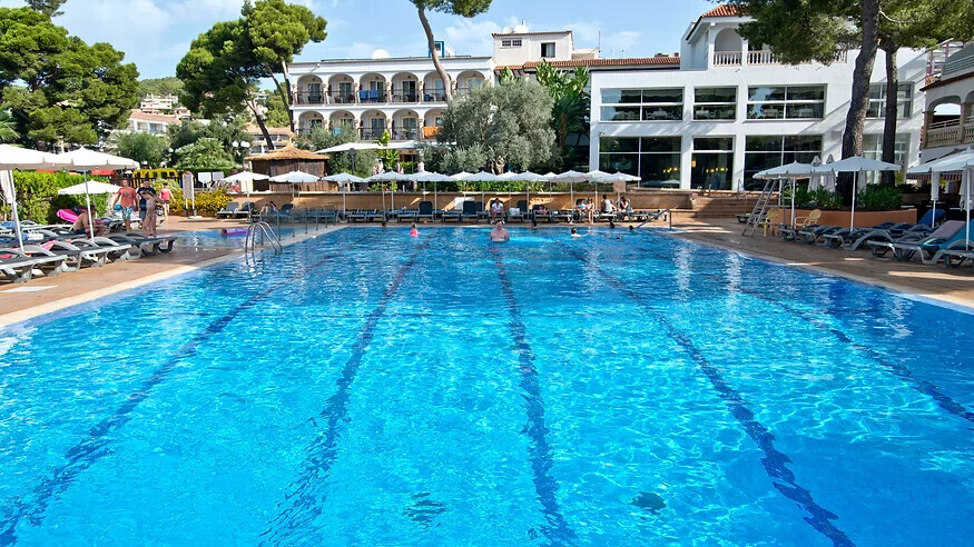 Beach Club Font De Sa Cala